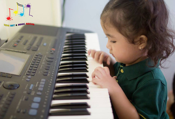 Bóc mẽ lý do tại sao nên cho bé học piano ngay từ nhỏ hình ảnh 5