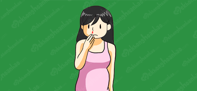 Bị nghẹt mũi và chảy máu cam khi mang thai tháng thứ 4